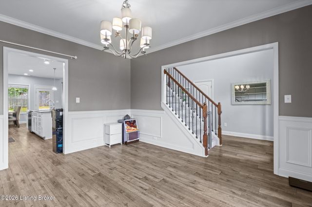 748 Dehart Ln, Louisville, KY 40243