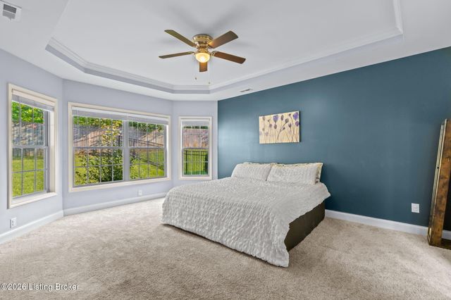 748 Dehart Ln, Louisville, KY 40243