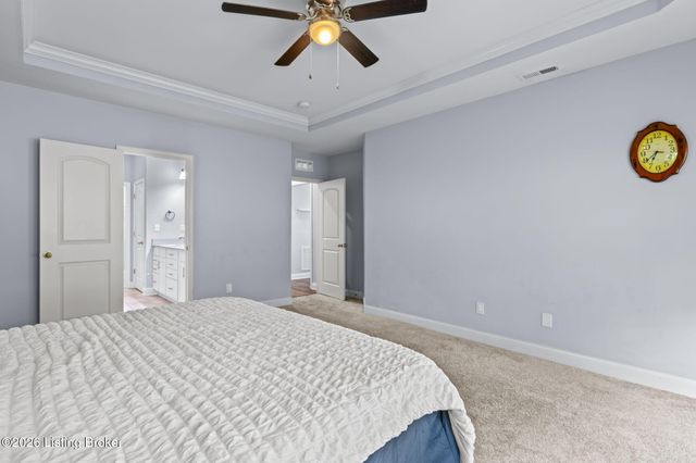 748 Dehart Ln, Louisville, KY 40243