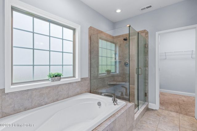 748 Dehart Ln, Louisville, KY 40243