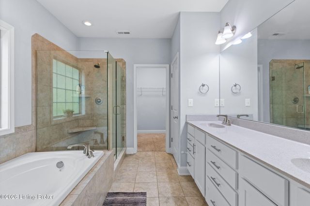 748 Dehart Ln, Louisville, KY 40243