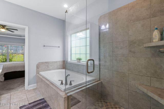 748 Dehart Ln, Louisville, KY 40243