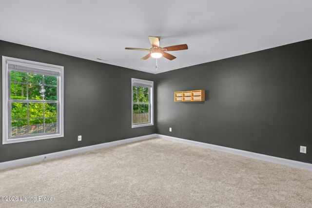 748 Dehart Ln, Louisville, KY 40243