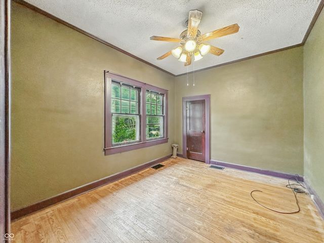 1011 W 7th Street, Anderson, IN 46016