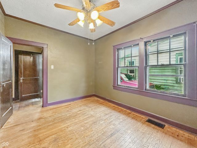 1011 W 7th Street, Anderson, IN 46016