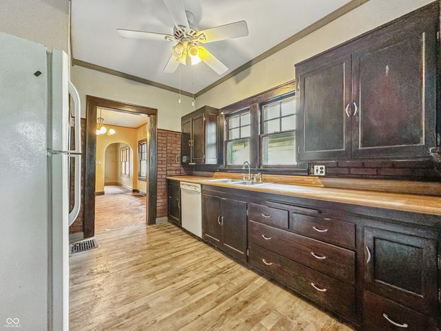 1011 W 7th Street, Anderson, IN 46016