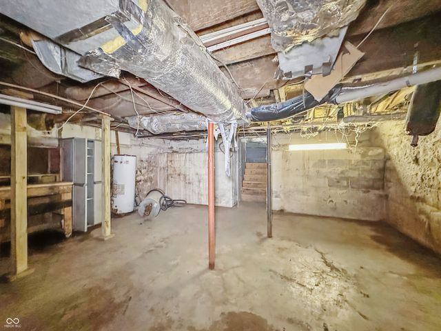 1011 W 7th Street, Anderson, IN 46016