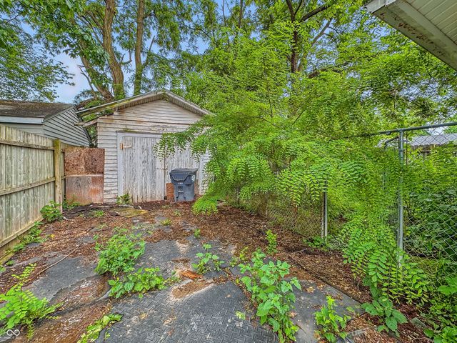 1011 W 7th Street, Anderson, IN 46016