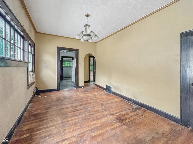 1011 W 7th Street, Anderson, IN 46016