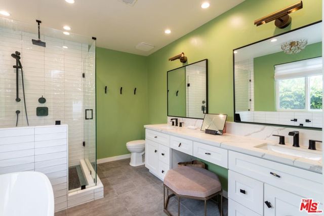 23721 Mariano Street, Woodland Hills (los Angeles), CA 91367