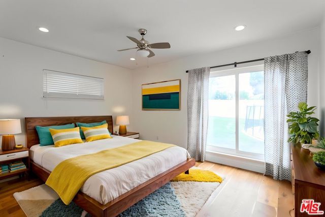 23721 Mariano Street, Woodland Hills (los Angeles), CA 91367