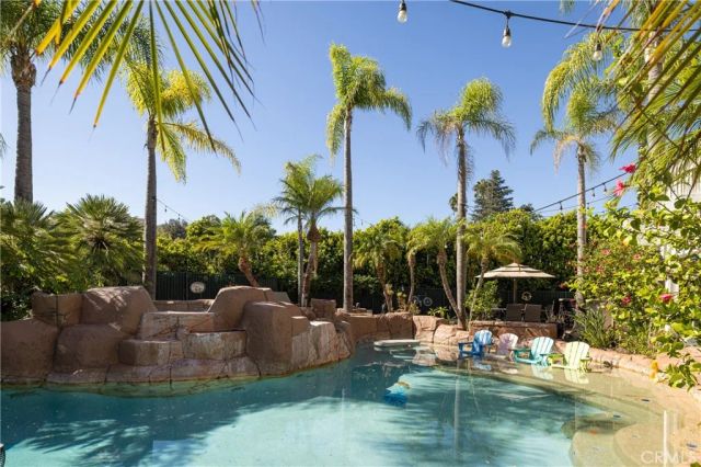 26041 Spur Branch Lane, Laguna Hills, CA 92653