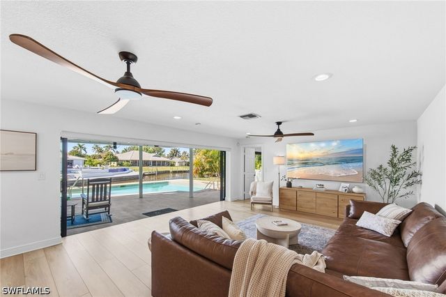 28 George Town, Fort Myers, FL 33919