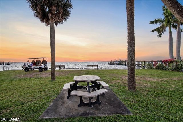 28 George Town, Fort Myers, FL 33919