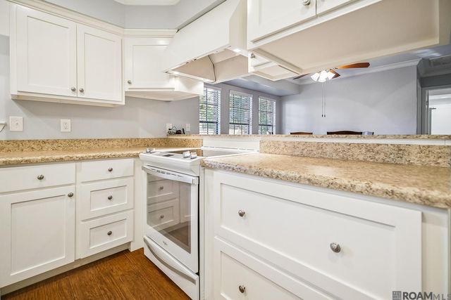 15743 Chivre Ave, Greenwell Springs, LA 70739