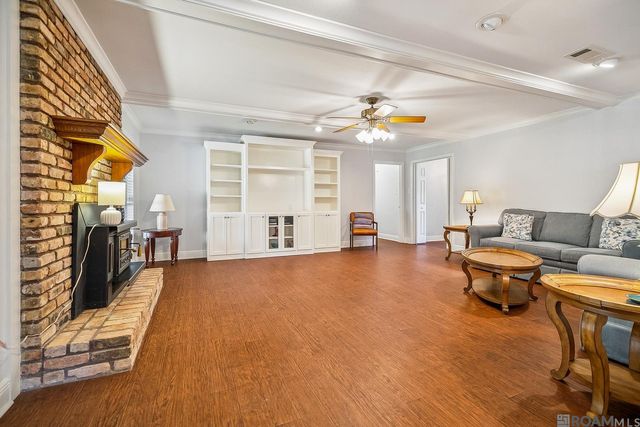15743 Chivre Ave, Greenwell Springs, LA 70739