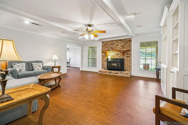 15743 Chivre Ave, Greenwell Springs, LA 70739