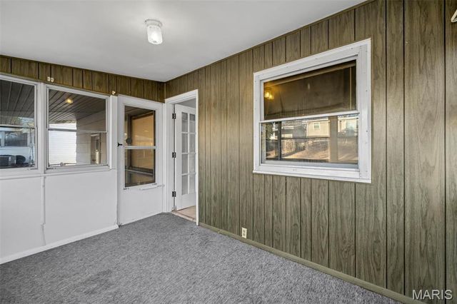 9014 Ellison Drive, Jennings, MO 63136