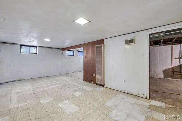 9014 Ellison Drive, Jennings, MO 63136