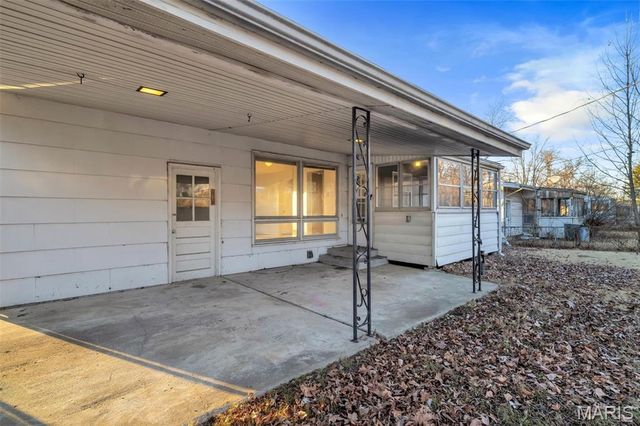 9014 Ellison Drive, Jennings, MO 63136