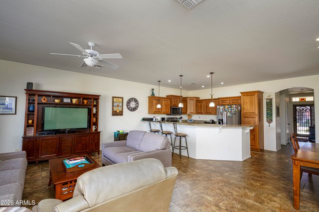 2663 S SPRINGWOOD Boulevard S 322, Mesa, AZ 85209