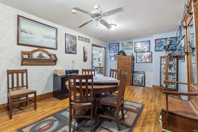 117 Woodruff Road, Wolcottville, IN 46795