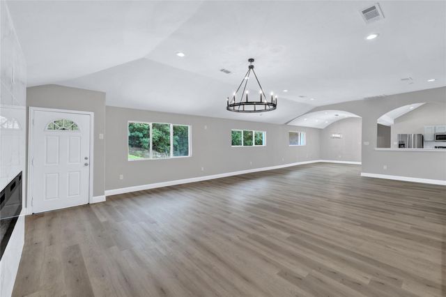 1621 Stella Avenue, Dallas, TX 75216