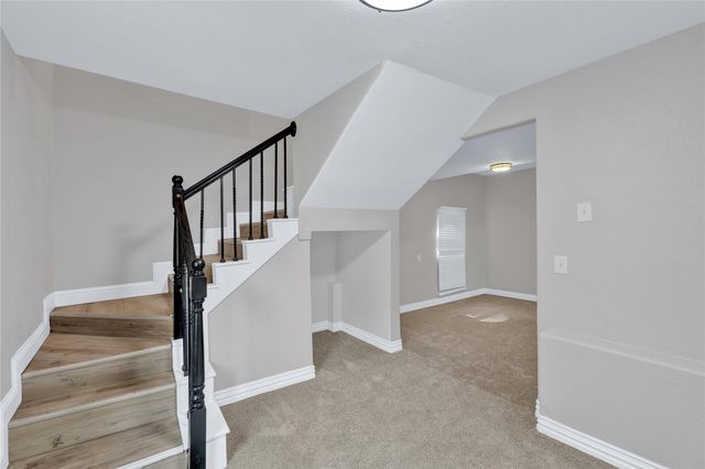 1621 Stella Avenue, Dallas, TX 75216