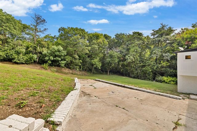 1621 Stella Avenue, Dallas, TX 75216