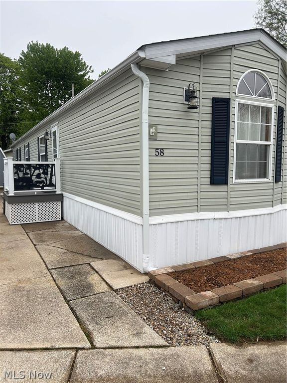 4341 Riverview Road 58, Peninsula, OH 44264