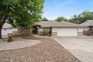 16 Thirsk Lane, Bella Vista, AR 72714