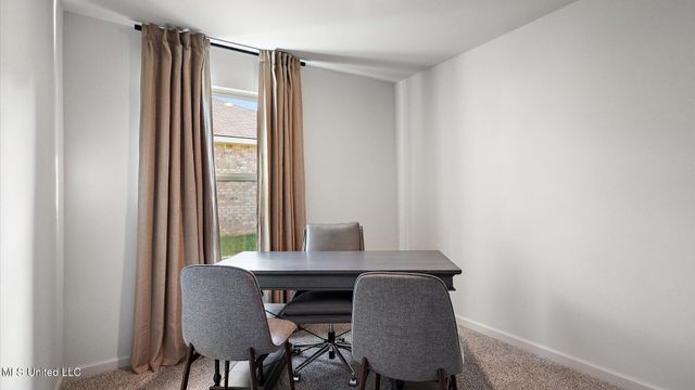 5014 Fox Glen Drive, Jackson, MS 39212