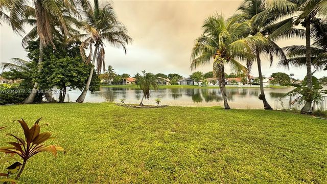 17471 SW 12th Street, Pembroke Pines, FL 33029