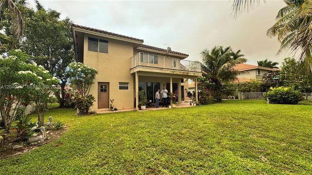 17471 SW 12th Street, Pembroke Pines, FL 33029