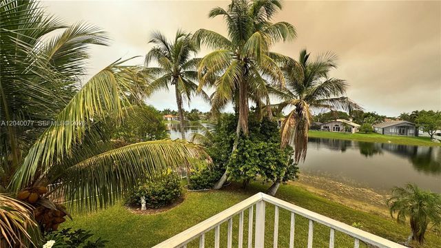 17471 SW 12th Street, Pembroke Pines, FL 33029