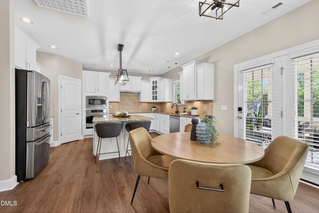 836 Boone Ridge Lane, Cary, NC 27519