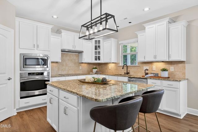 836 Boone Ridge Lane, Cary, NC 27519