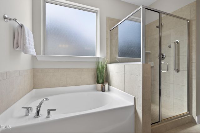 836 Boone Ridge Lane, Cary, NC 27519