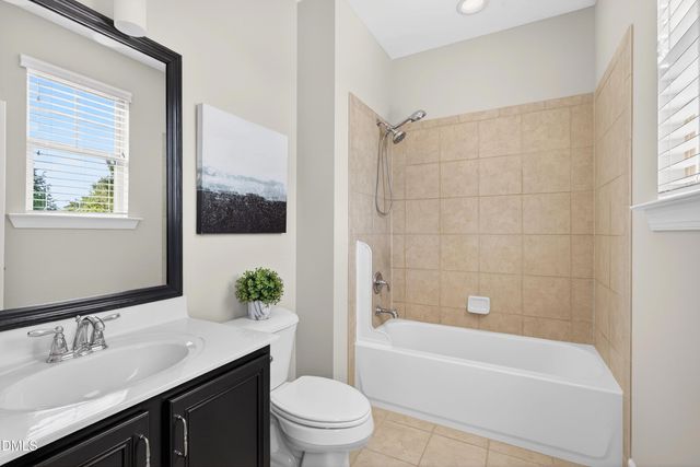 836 Boone Ridge Lane, Cary, NC 27519