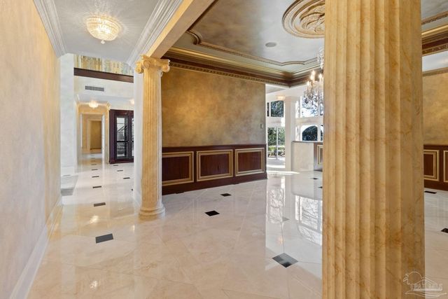 721 W Miracle Strip Pkwy, Mary Esther, FL 32569