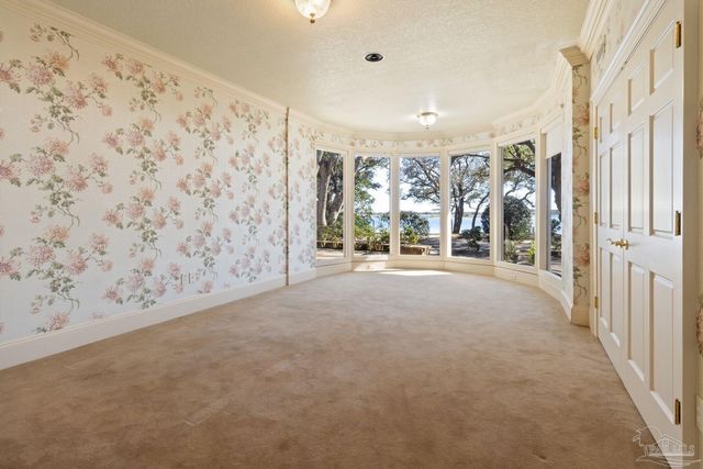 721 W Miracle Strip Pkwy, Mary Esther, FL 32569