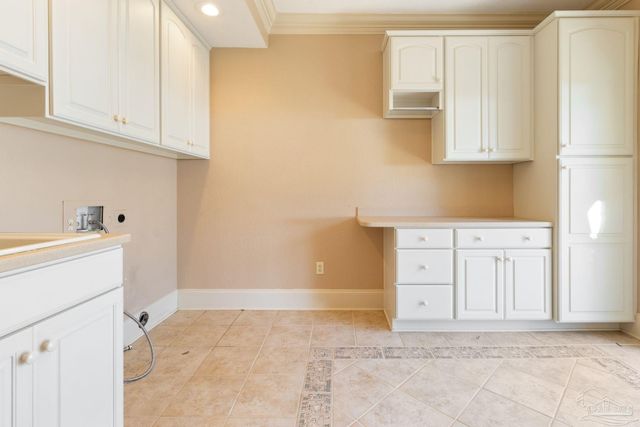 721 W Miracle Strip Pkwy, Mary Esther, FL 32569