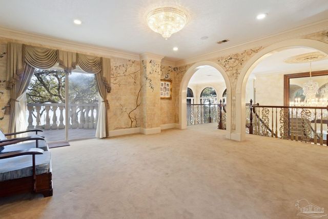 721 W Miracle Strip Pkwy, Mary Esther, FL 32569