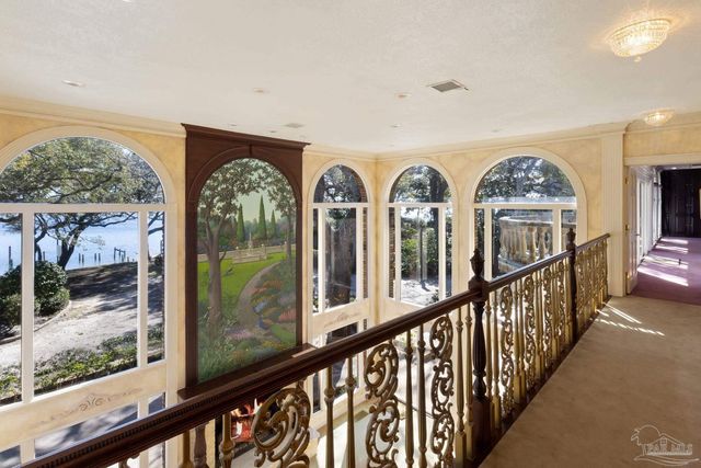 721 W Miracle Strip Pkwy, Mary Esther, FL 32569