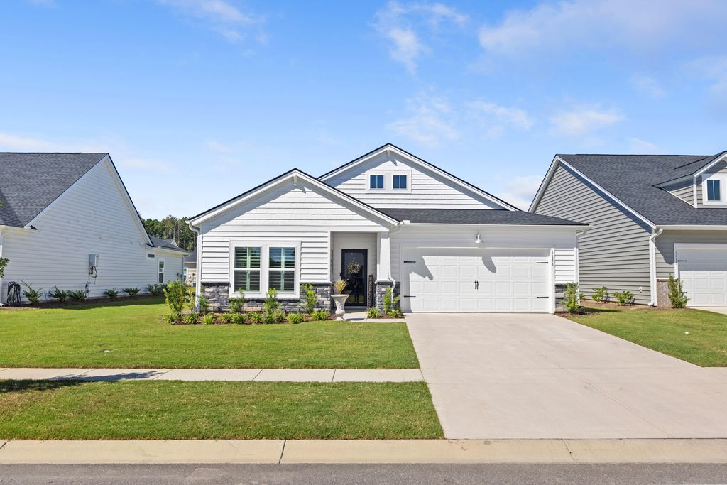 1133 Cooper Point Street, Summerville, SC 29485