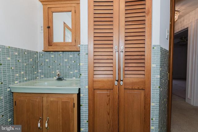 108 CONARD AVE, Collingswood, NJ 08108