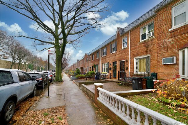 19-22 81 Street, East Elmhurst, NY 11370