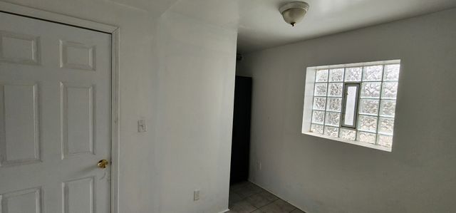 2802 S lowe Avenue G, Chicago, IL 60616