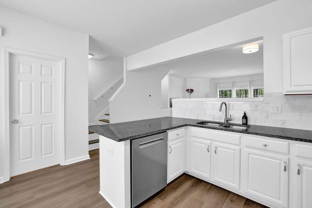 215 Riverstone Commons Circle, Canton, GA 30114