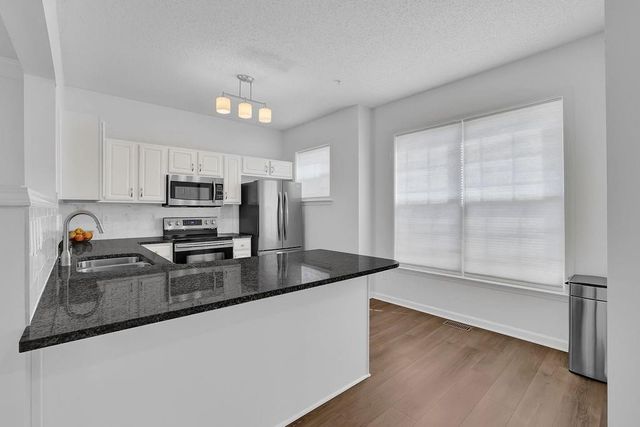 215 Riverstone Commons Circle, Canton, GA 30114